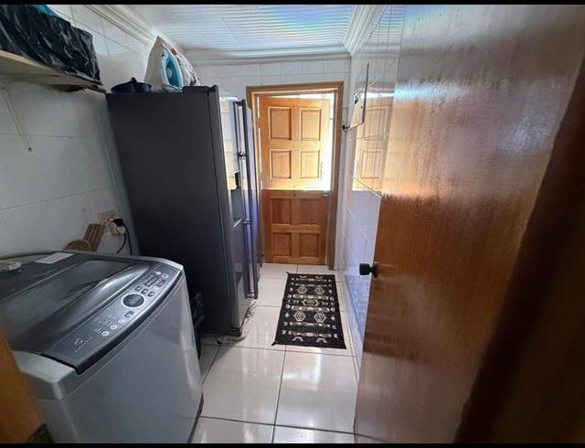 3 BEDROOM HOUSE FOR SALE IN SOUTHFORK